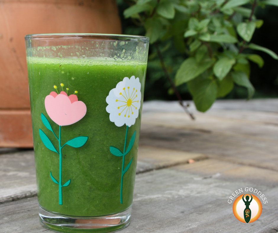Green apple detox smoothie
